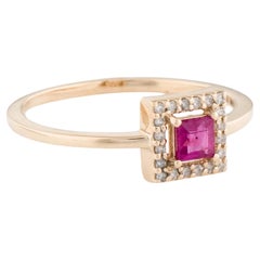 Bague cocktail 14 carats avec rubis et diamants taille 7  Rubis à taille carrée 0,19ct  Simple