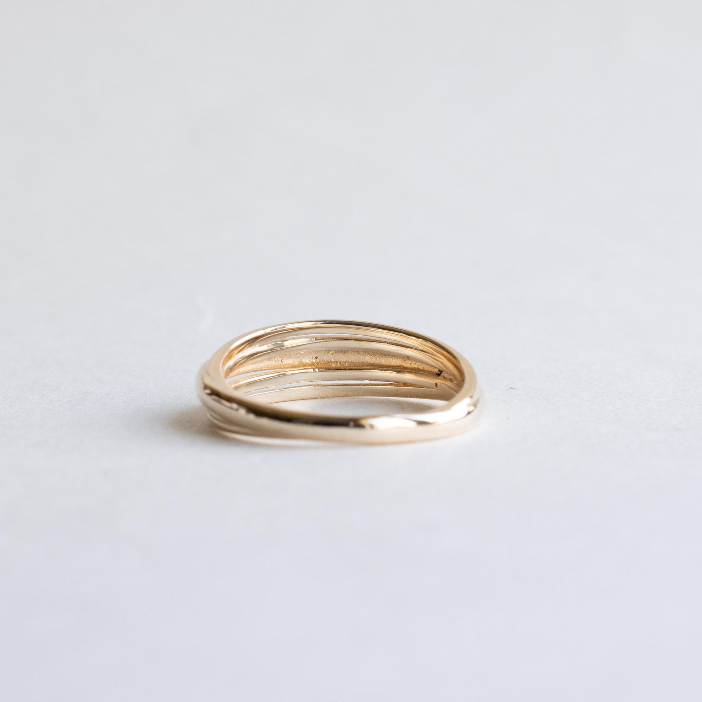Taille ronde Bague en rubis 14k en vente
