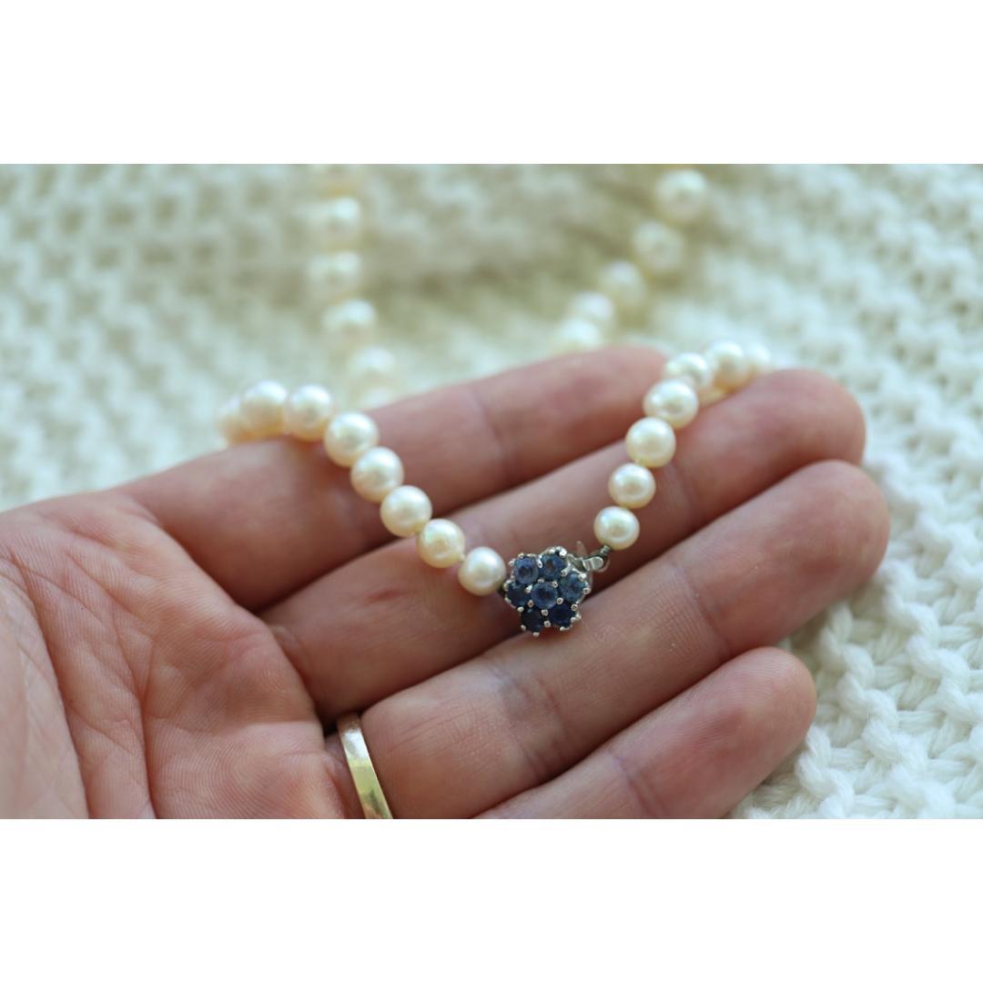 14k Sapphire Graduated Pearl Choker one thread necklace. Large Pearl Necklace. For Sale 6