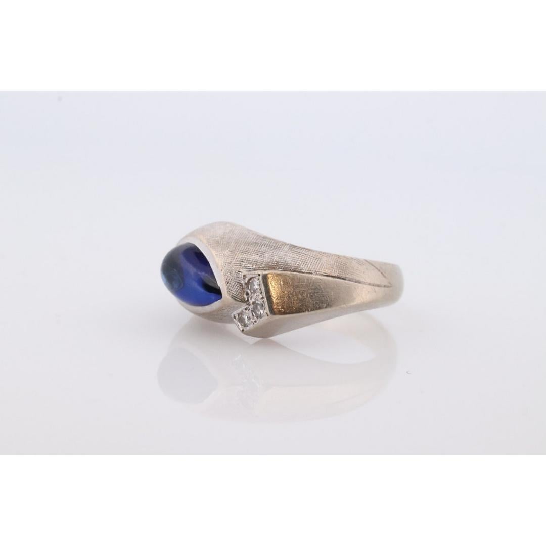 14k Sapphire ring. 14k White Gold Genuine Pear Sapphire Cabochon bezel Diamond For Sale 2