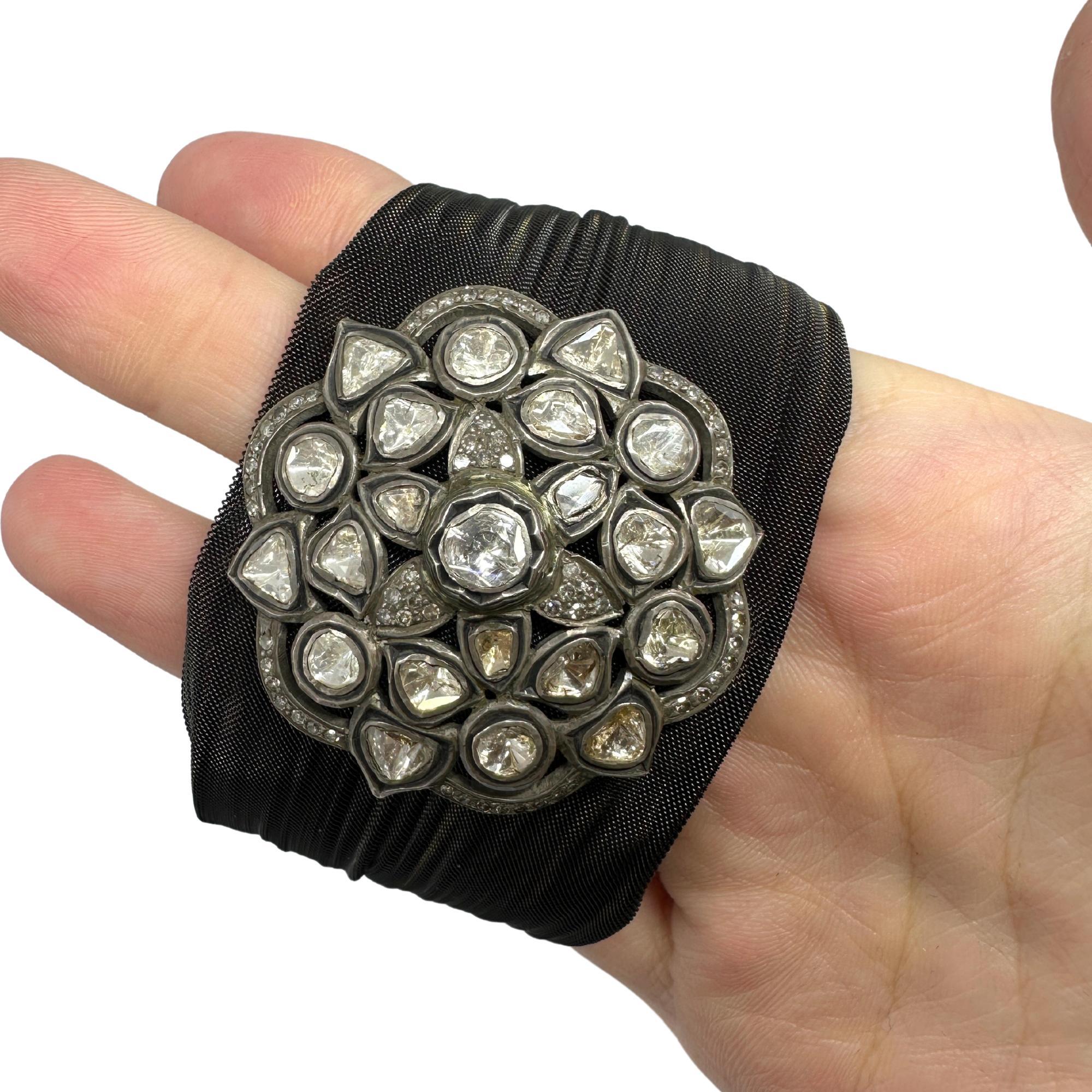 Bracciale con diamanti taglio rosa a maglie in argento, argento e acciaio annerito (14 carati) in vendita 5