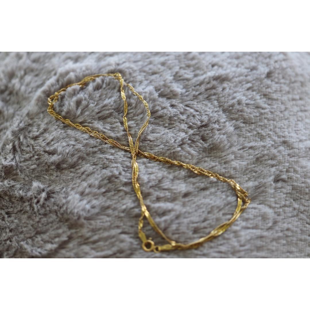 14k Singapore chain link Necklace. 14k Yellow Gold Singapore Twisted Curb Chain. For Sale 2