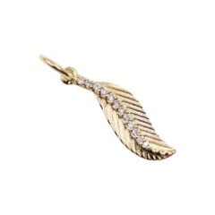 Ciondolo a forma di foglia con diamante solido 14K Bellissimo ciondolo delicato per le donne Regalo di Natale