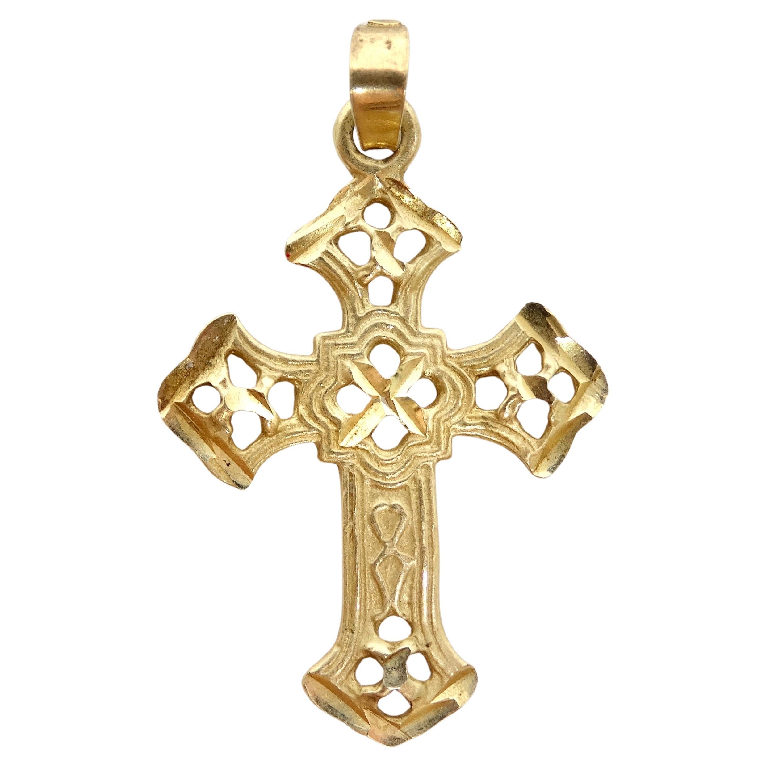 Pendentif croix des années 1960 en or massif 14k en vente