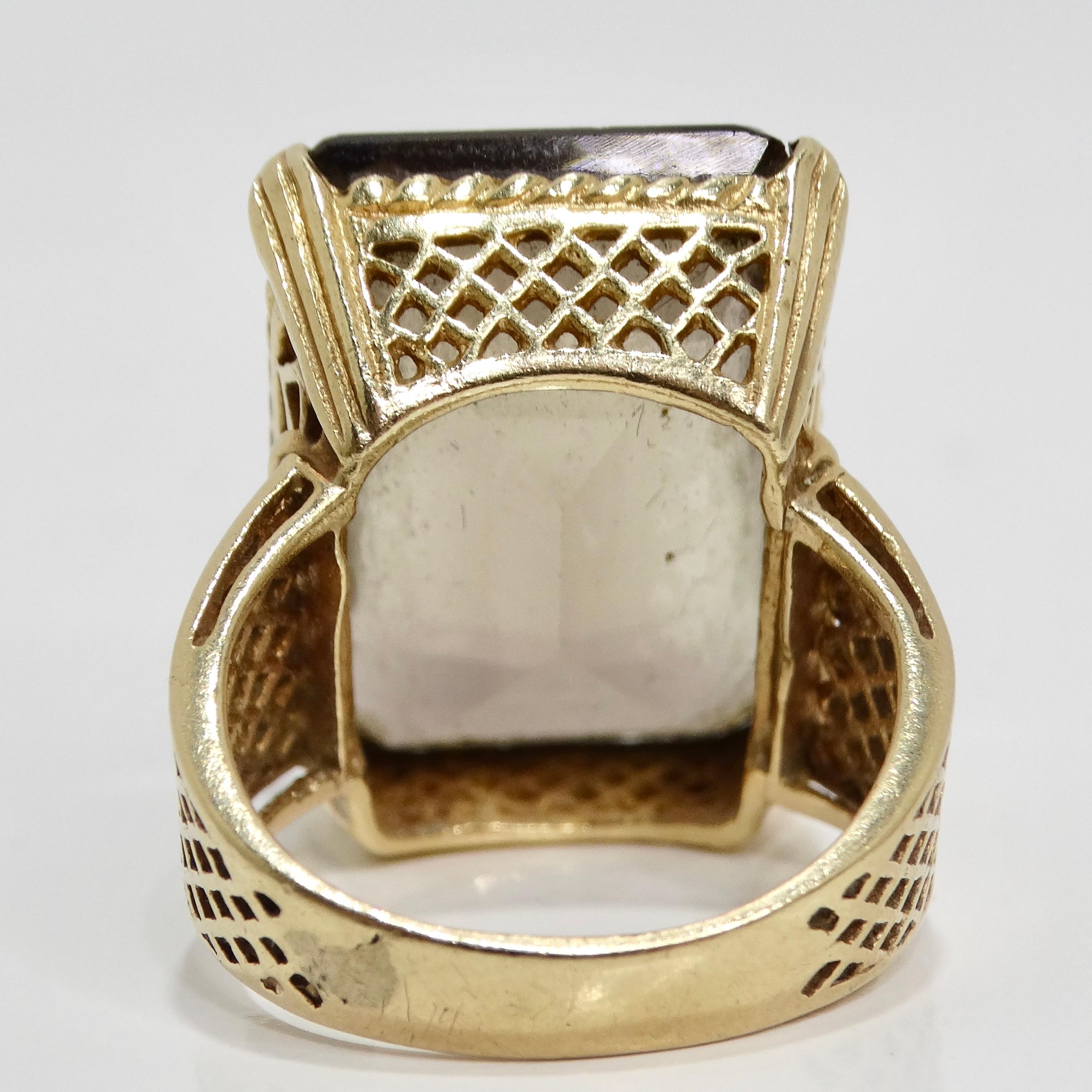 14K Solid Gold 1970s Quartz Ring In Excellent Condition For Sale In Scottsdale, AZ