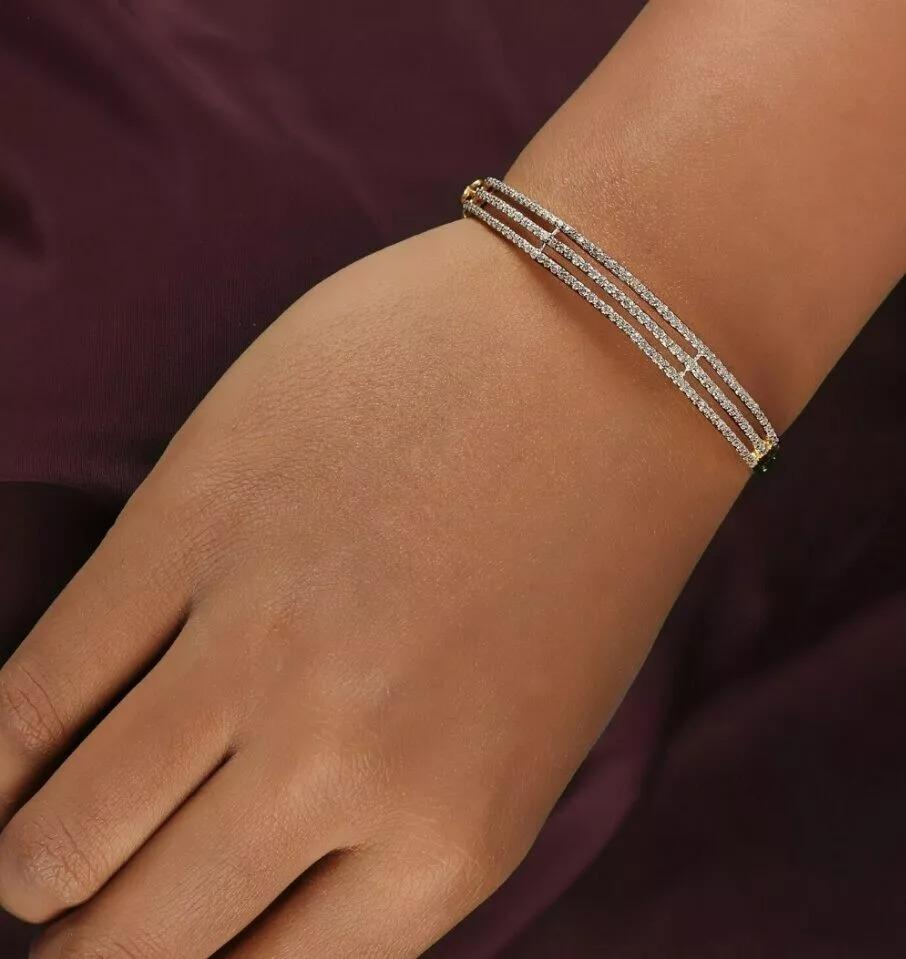 14K Massivgold-Armreif Armreif Armband mit natürlichen Diamanten Designer-Armband (Rundschliff) im Angebot