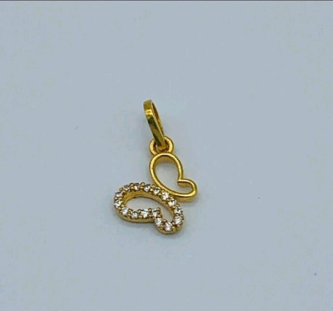 da uomo o donna Ciondolo a forma di farfalla in oro massiccio 14K Ciondolo a forma di farfalla con diamante naturale Regalo in vendita