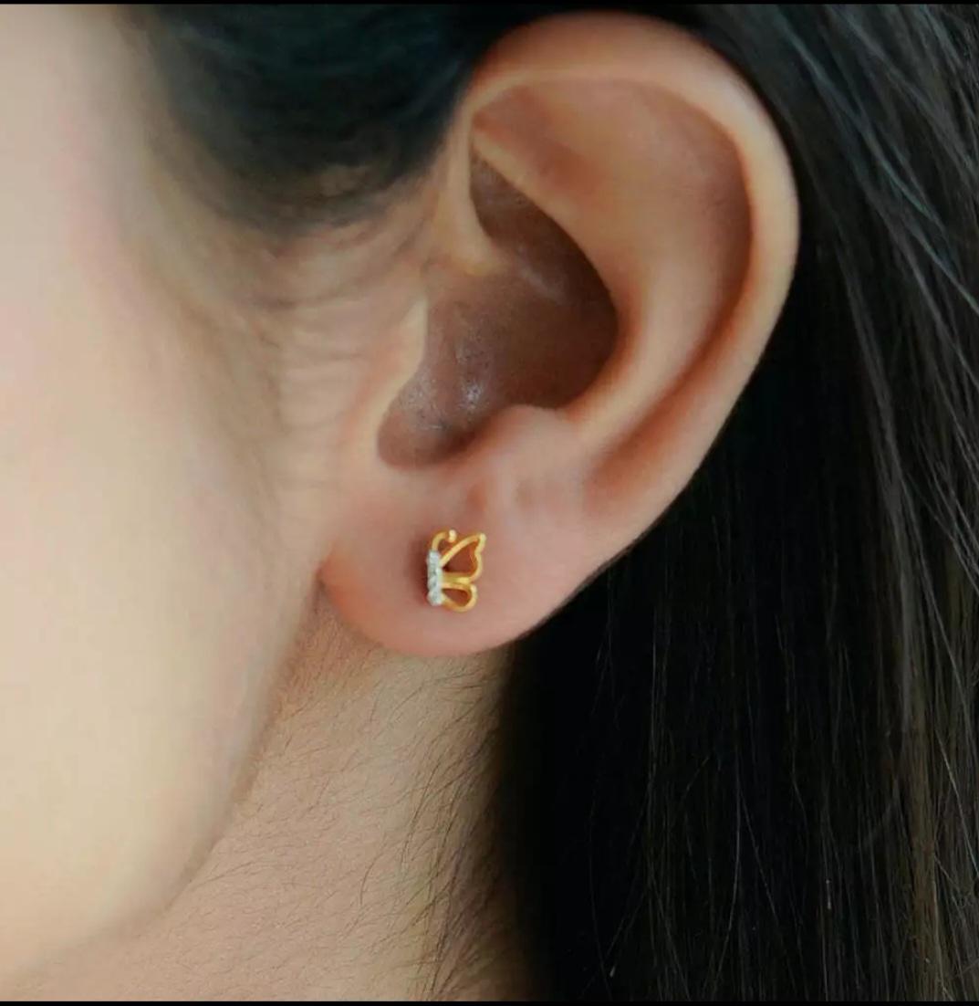 14K Solid Gold Schmetterling Ohrstecker zierlich Schmetterling Ohrstecker Gold niedlich Ohrringe. (Art déco) im Angebot
