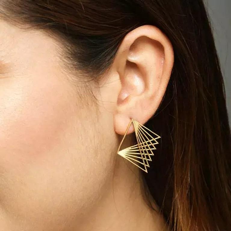 14K Solid Gold Cascade Earrings Gold Designer Jewelry For Women Designer Gift
Light weight can be worn everyday

Additional information:
Condition: New with tags: A brand-new, unused, and unworn item (including handmade items) in the original