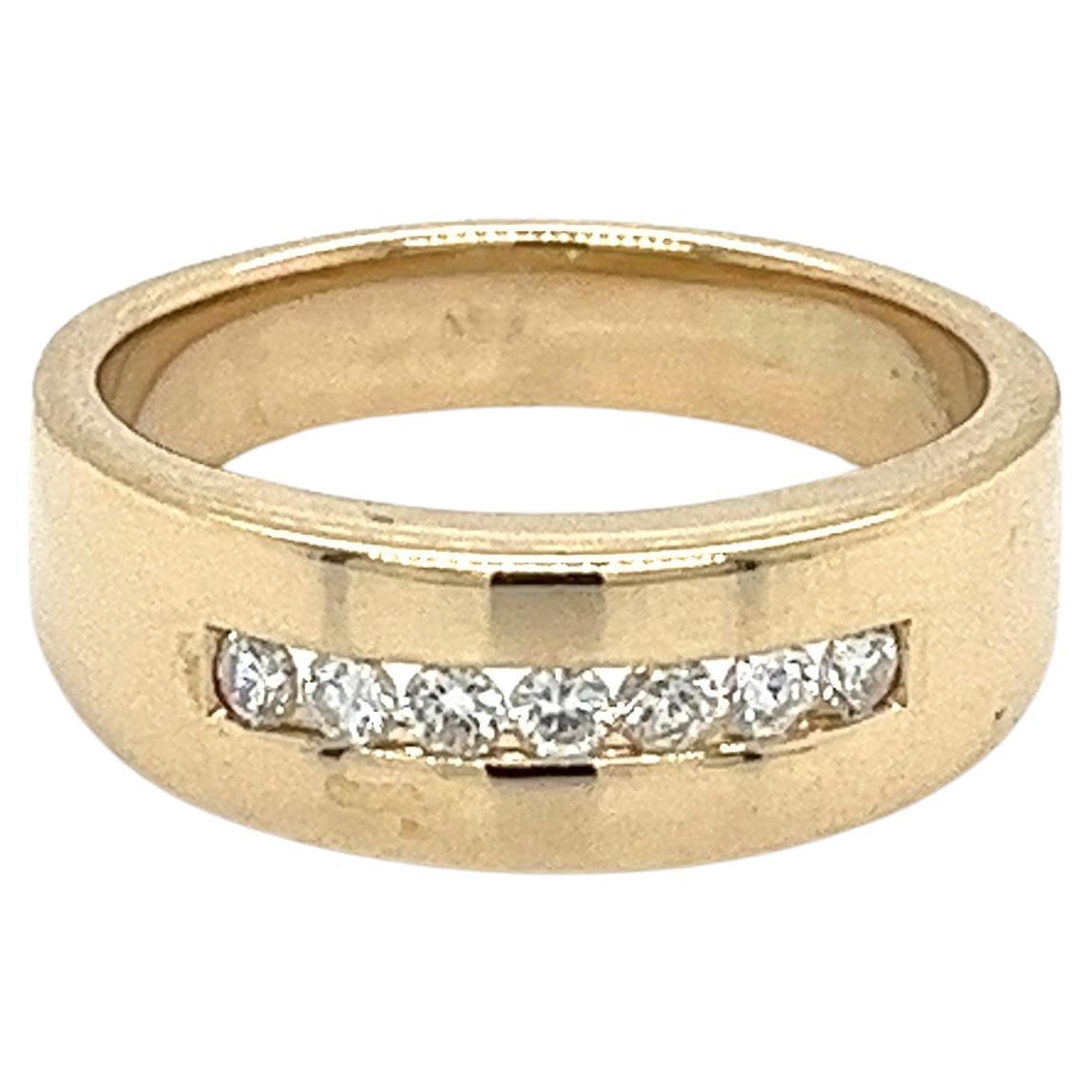 14k Solid Gold Channel Set Single Line Round Cut Diamond Band Ring For Sale