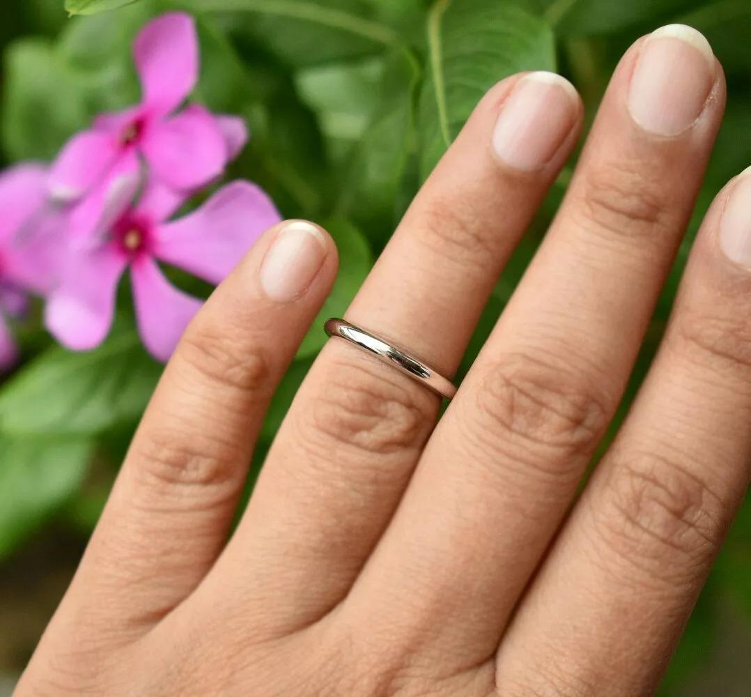 Anello a cupola classico in oro massiccio 14k Unisex in vendita 1
