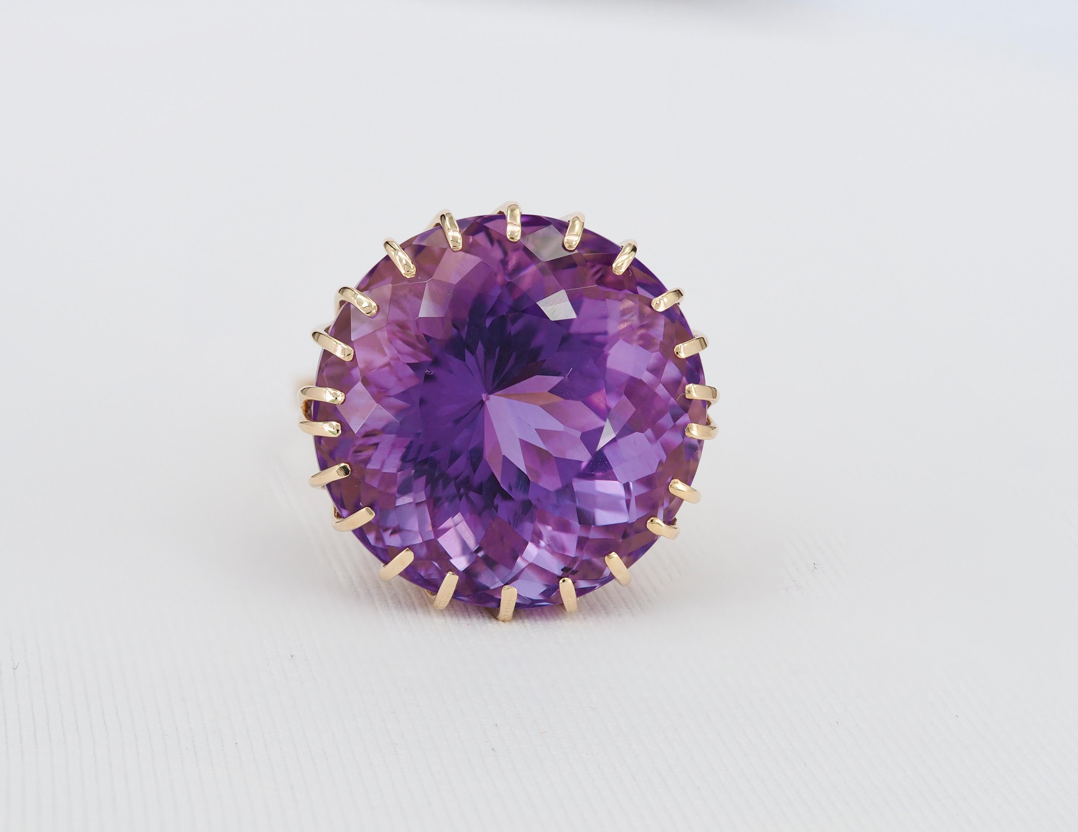 For Sale:  14 Karat Solid Gold Cocktail Ring with Natural Amethyst and Diamonds 2