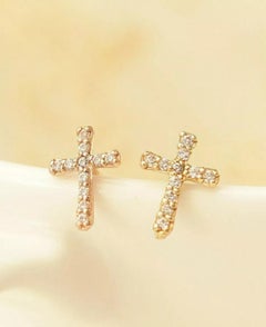 Boucles d'oreilles en or massif 14K Croix Diamant Protection Croix Piercings d'oreilles en or.