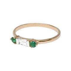 14k Solid Gold Dainty Baguette Diamond Ring with Emerald Minimal Ring