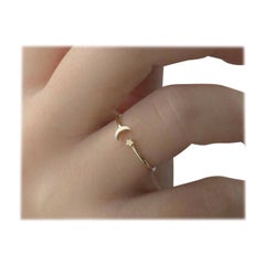 Oro massiccio 14k Dainty Crescent Tiny Moon Star Ring Mini anello impilabile di dichiarazione.