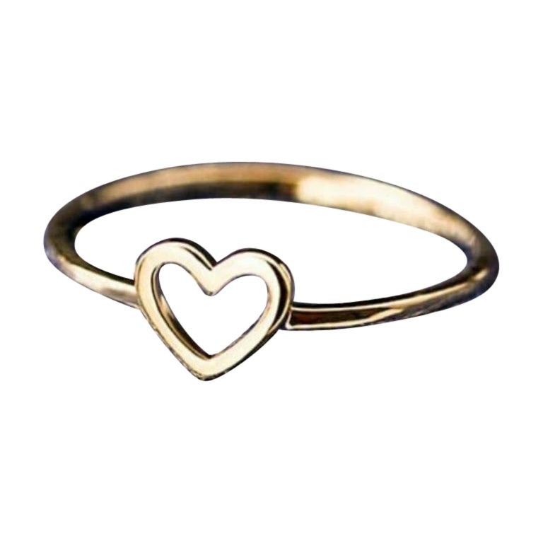 Bague en or massif 14k avec un coeur en forme d'étoile Bague minimaliste pour la Saint-Valentin.