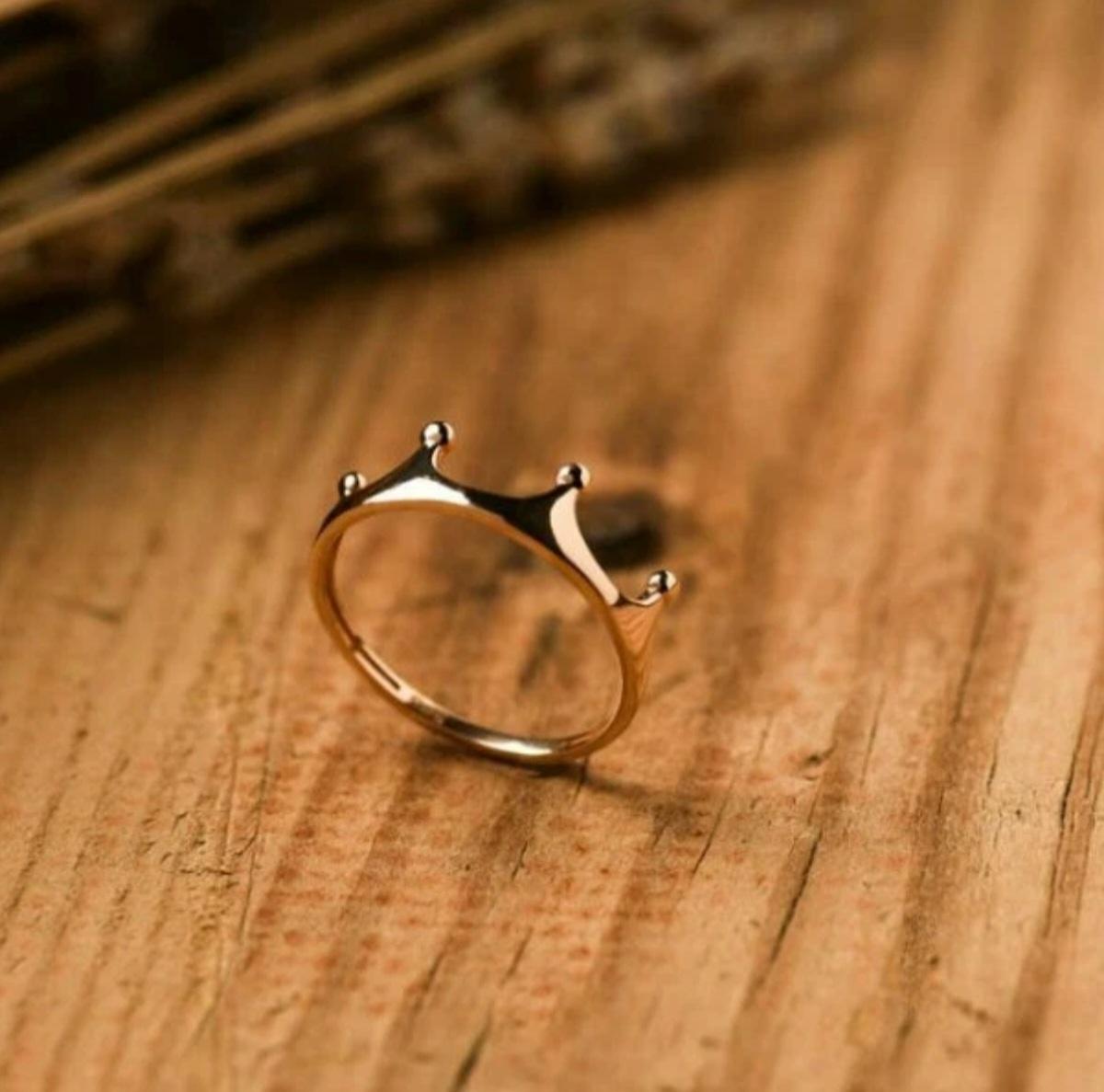 14k Or massif Bague couronne fine Minimalist Delicate Tiara Ring en vente 1