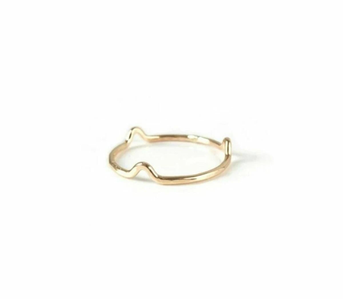 14k Solid Gold Dainty Skinny Freeform Mountain Thin Ring Valentine Ring Gift. In New Condition For Sale In Chicago, IL