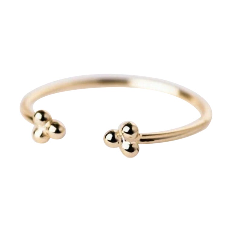 Anello minimalista a tre sfere aperte in oro massiccio 14k. in vendita
