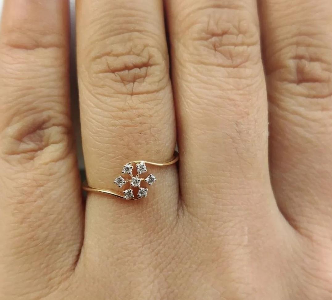 Round Cut 14k Solid Gold Diamond Anniversary Ring Designer Floral Diamond Handmade Ring For Sale