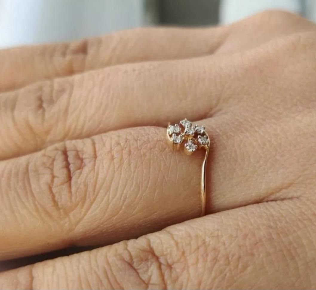 14k Solid Gold Diamond Anniversary Ring Designer Floral Diamond Handmade Ring For Sale 2
