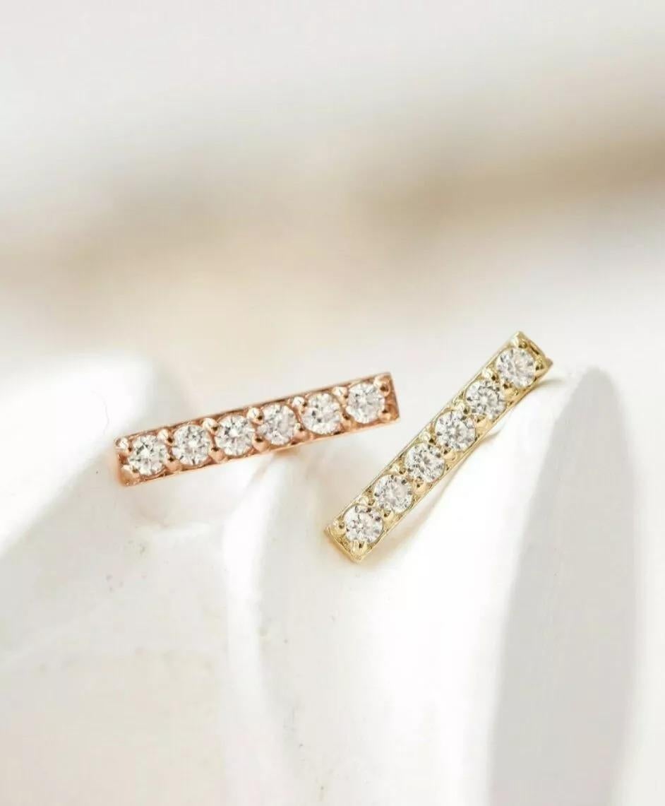 14K Solid Gold Diamond Bar Earrings Minimalist Bar Studs Gold

Additional information:
Base Metal: Yellow Gold
Main Stone: Diamond
Main Stone Shape: Round
Main Stone Creation: Natural
Main Stone Color: White
Main Stone Treatment: Not