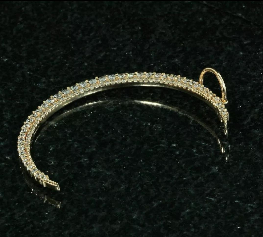 14k Solid Gold Diamond Crescent Moon Diamond Moon Pendant Jewelry Birthday Gift In New Condition In Chicago, IL