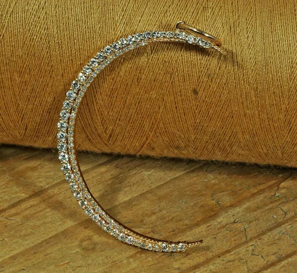 14k Solid Gold Diamond Crescent Moon Pendant In New Condition For Sale In Chicago, IL