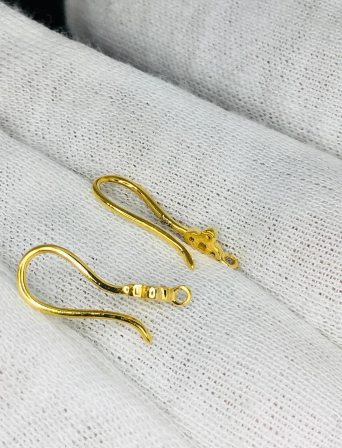 Gancio per orecchio con diamante in oro massiccio 14 carati Filo per orecchini Gancio per diamante. In condizioni Nuovo in vendita a Chicago, IL