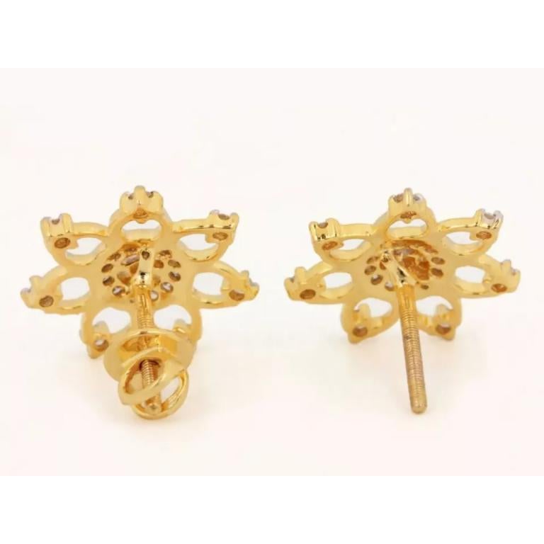 Boucle d'oreille en or massif 14K avec diamant et fleur Cadeau pour les femmes
Léger, il peut être porté tous les jours

Informations complémentaires :
Condit : Nouveau sans étiquette : Un article neuf, non utilisé et non porté (y compris les