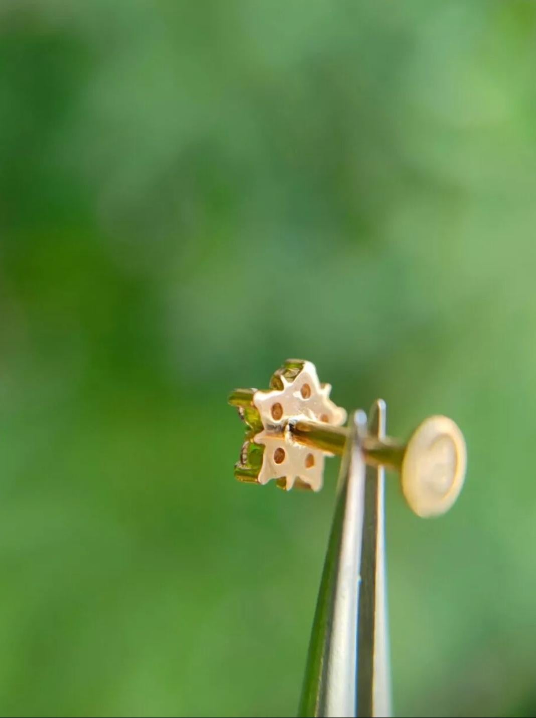 Women's 14K Solid Gold Diamond Flower Nose Piercing gold Jewelry Body Piercing nose/Ear For Sale