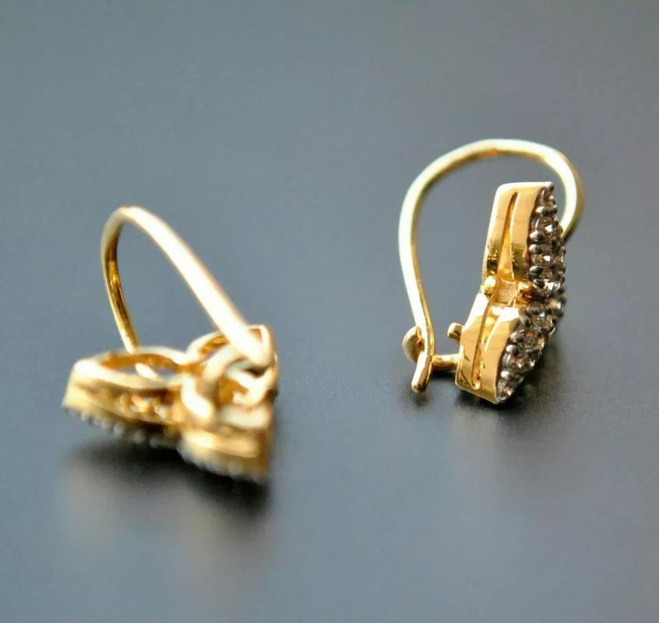 Foglia di diamante in oro massiccio 14k Orecchini da sposa Orecchini di laurea Regalo di gioielli
Leggero, può essere indossato tutti i giorni

Informazioni aggiuntive:
Condit: Nuovo con etichette: Un articolo nuovo di zecca, non usato e non
