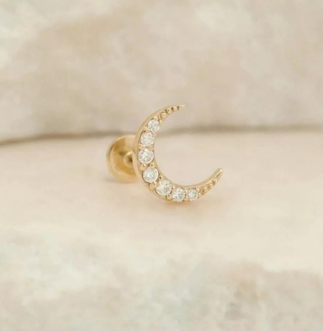 Gioielli per piercing all'orecchio/naso in oro massiccio 14K con perno a forma di luna con diamante in vendita 1