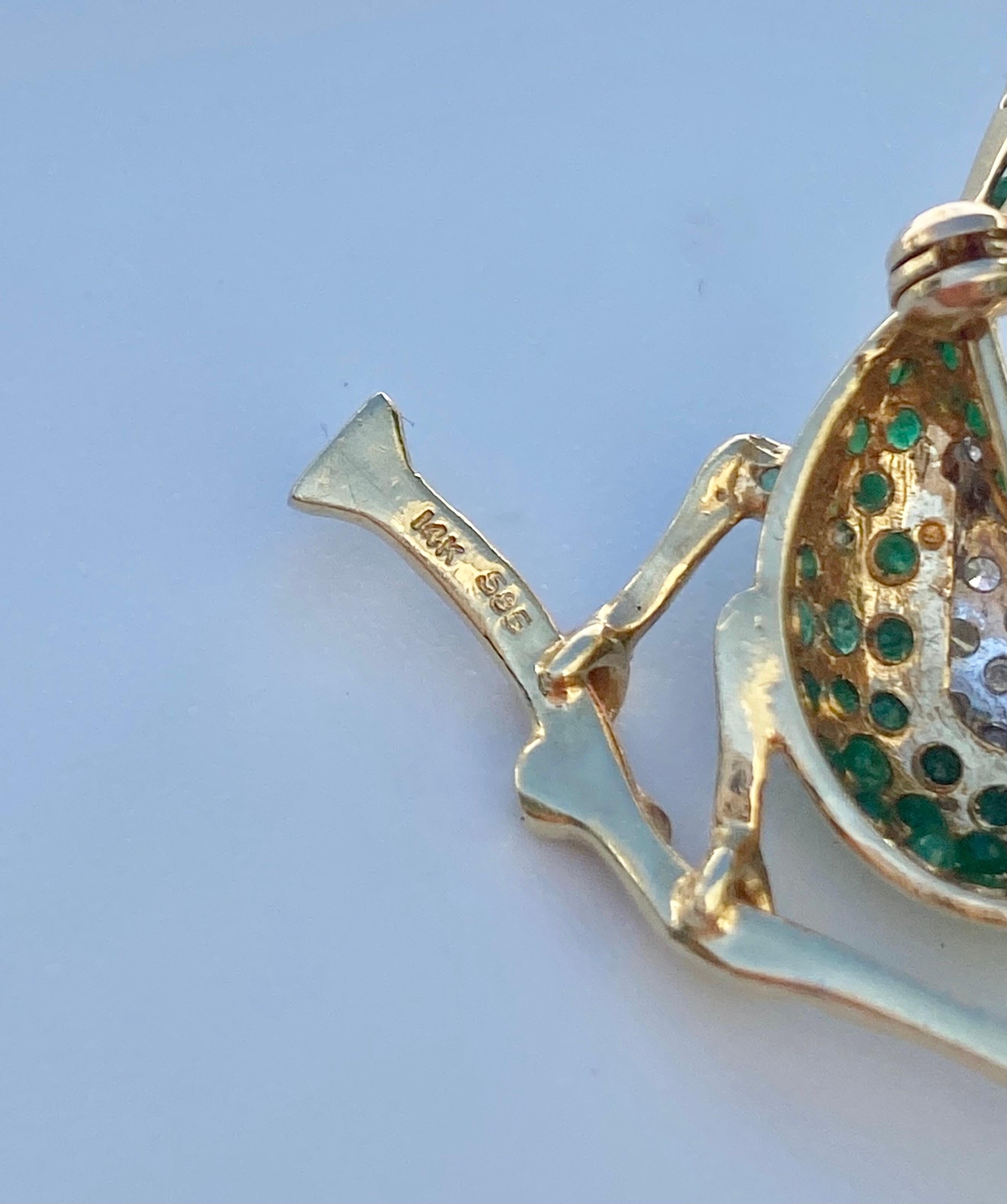 Round Cut Retro-Era Emerald and Diamond 
