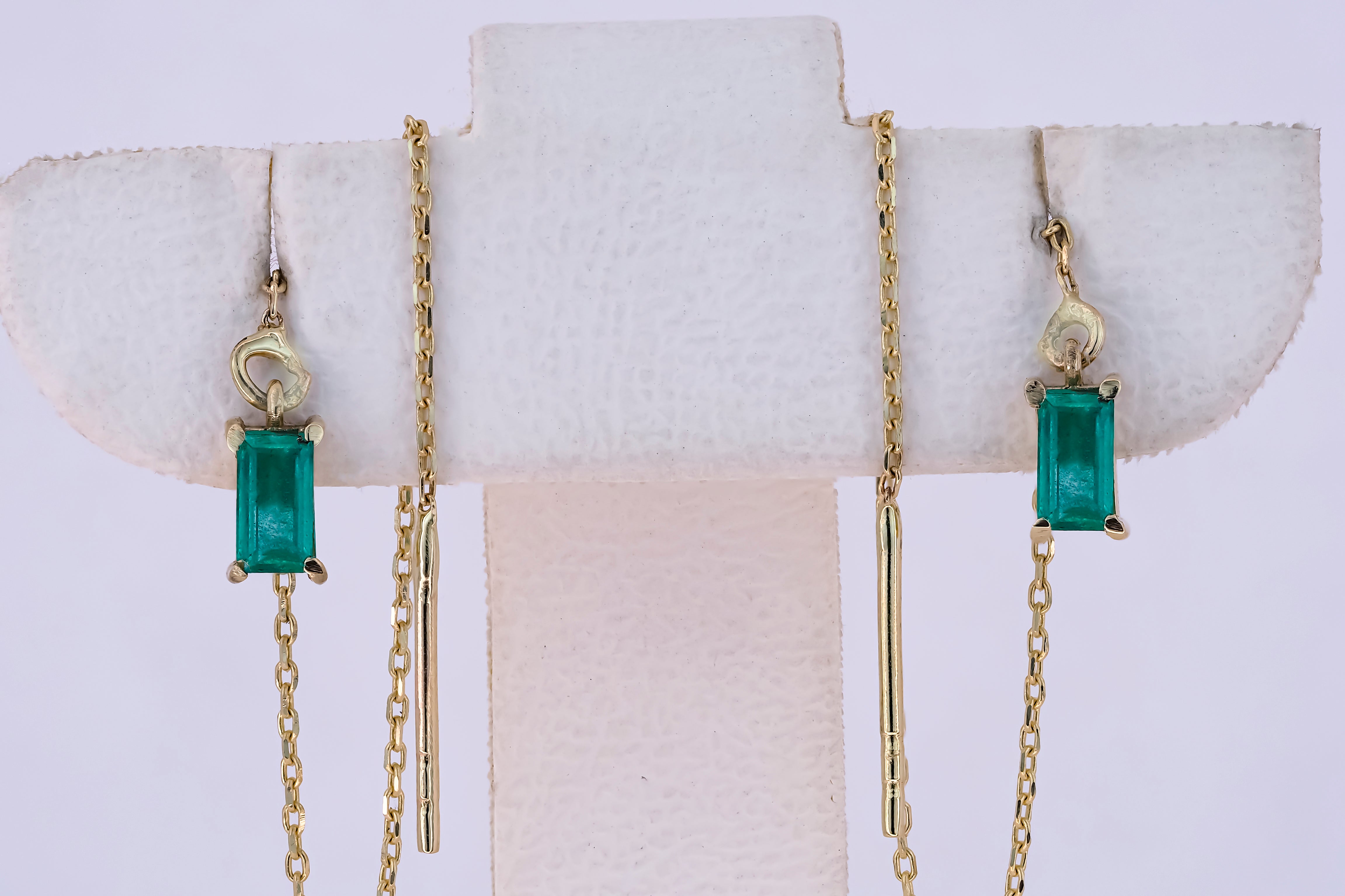 Women's 14k Solid Gold Drop Earrings with Emeralds, Chain Gold Earrings For Sale
