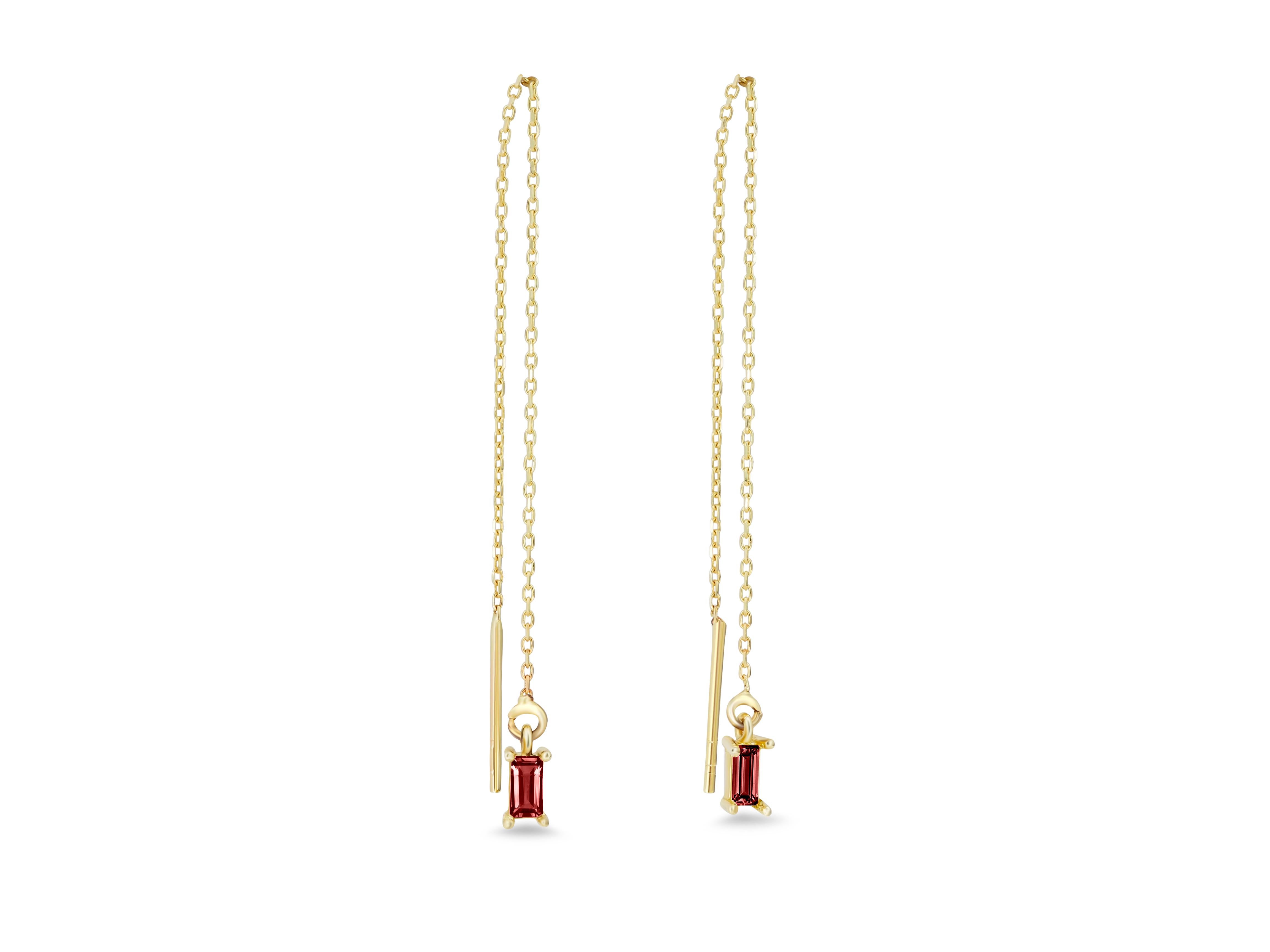 14k solid gold drop earrings with garnets.  In New Condition For Sale In Istanbul, TR