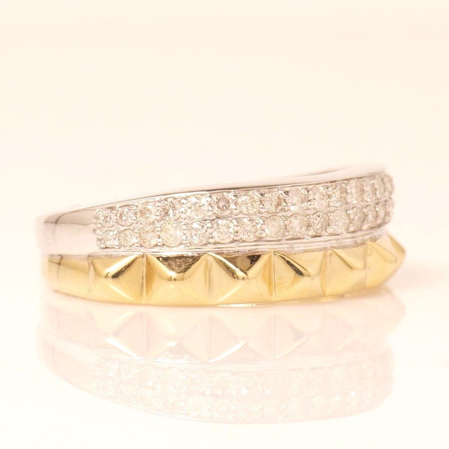 14k Solid Gold Dual Toned Eternity Ring mit natürlichen Diamanten (zertifiziert) (Rundschliff) im Angebot
