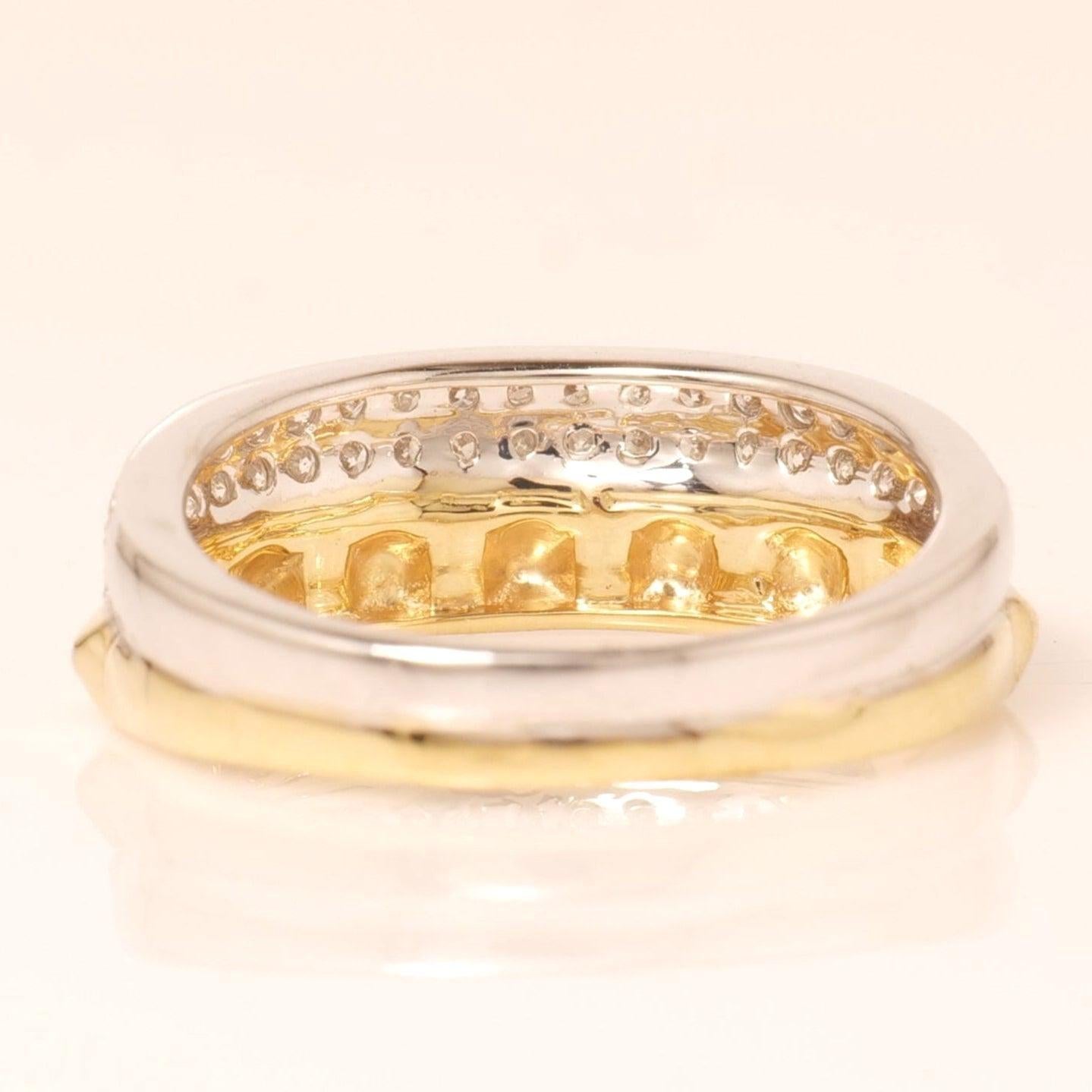 14k Solid Gold Dual Toned Eternity Ring mit natürlichen Diamanten (zertifiziert) im Zustand „Neu“ im Angebot in New Delhi, DL