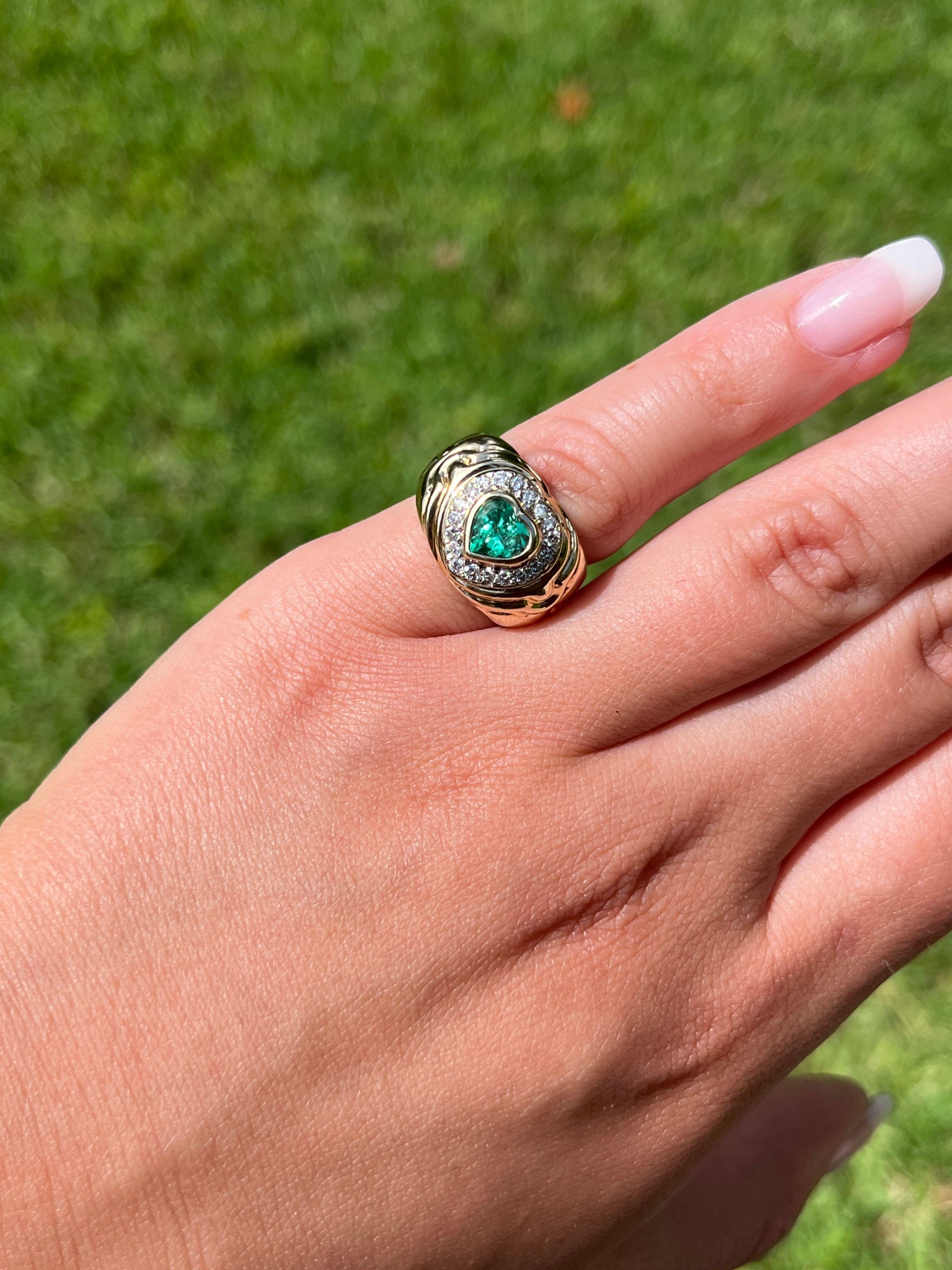 Heart Cut 14K Solid Gold Heart Shape Emerald Diamond Thick Pinky Ring Textured Gold For Sale