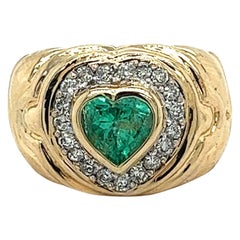 14K Solid Gold Heart Shape Emerald Diamond Thick Pinky Ring Textured Gold