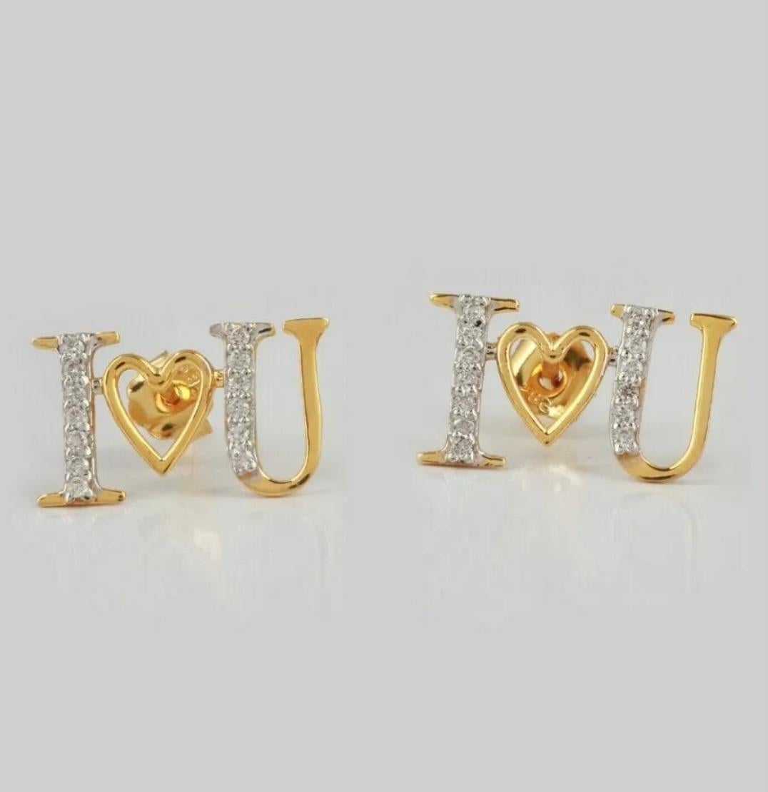 14K Solid Gold I Love U Sign Stud Earring Handmade Diamond Earring For Women. In New Condition For Sale In Chicago, IL