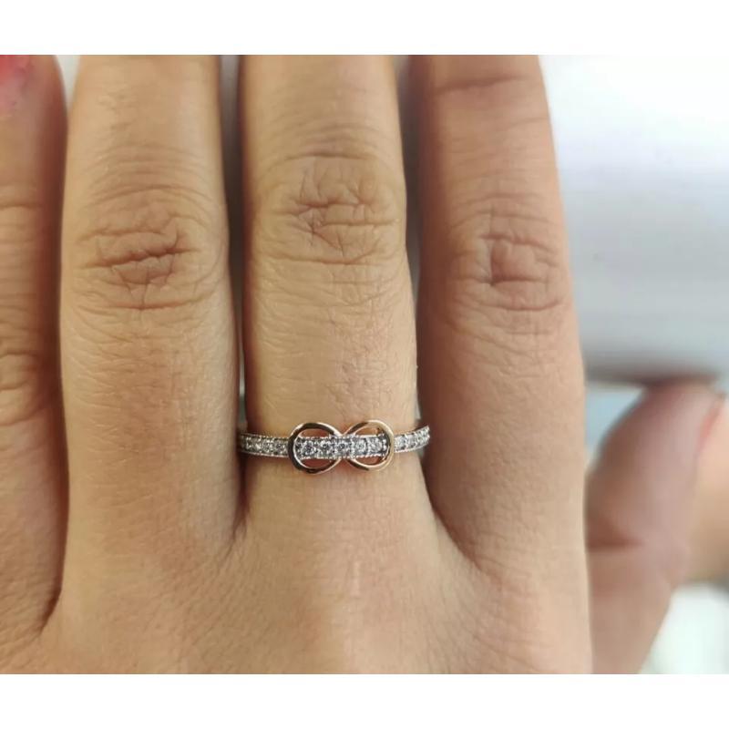 14k Solid Gold Infinity Ring Band Natural Diamond Eternity In New Condition For Sale In Chicago, IL