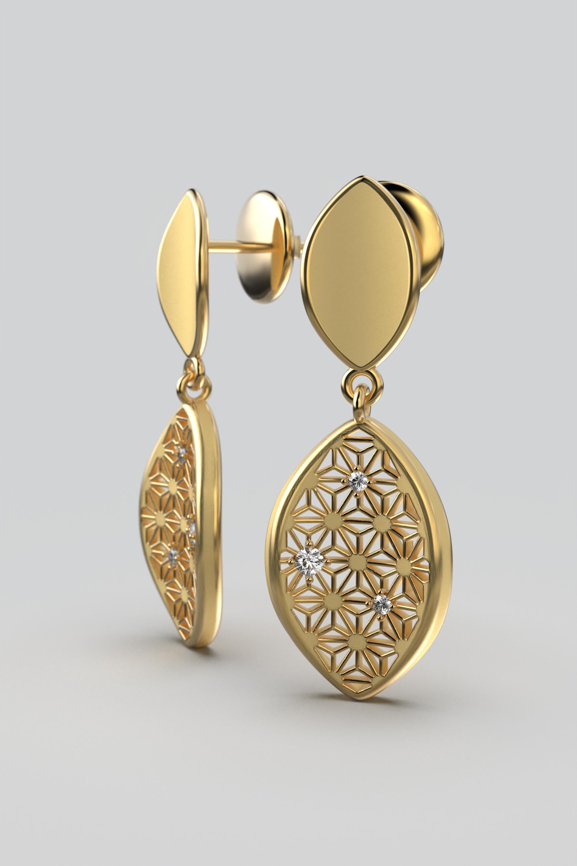 Modern 14k Solid Gold Italian Diamond Earrings with Japanese Sashiko Pattern For Sale
