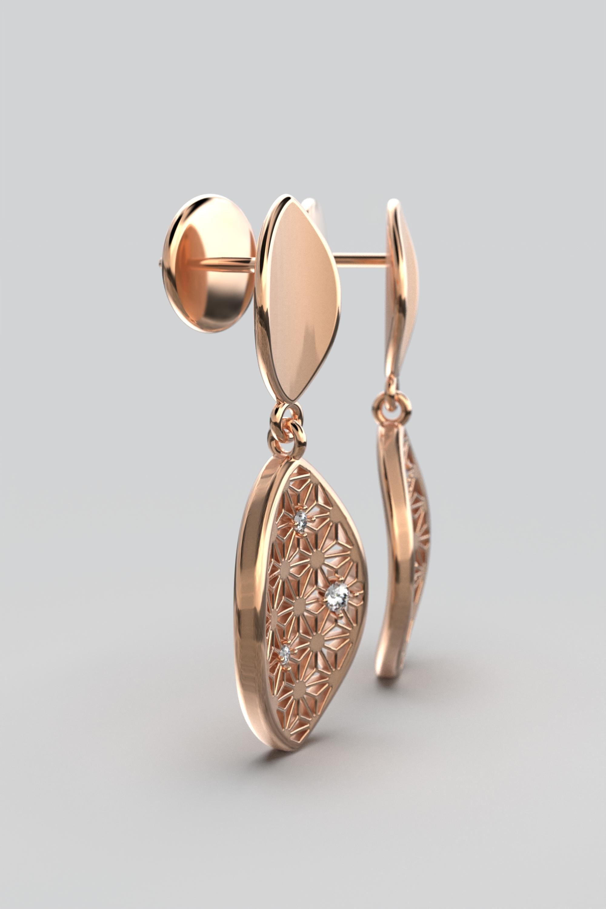 14k Solid Gold Italian Diamond Earrings with Japanese Sashiko Pattern For Sale 3