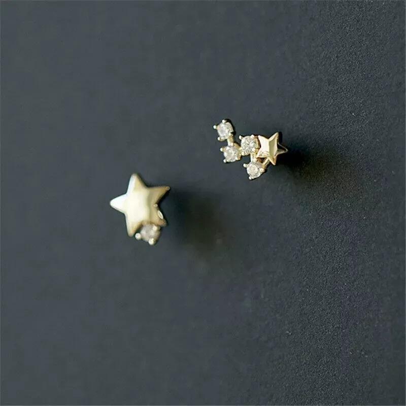 Round Cut 14K Solid Gold Japanese Asymmetric Star Diamond Stud Earrings For Sale