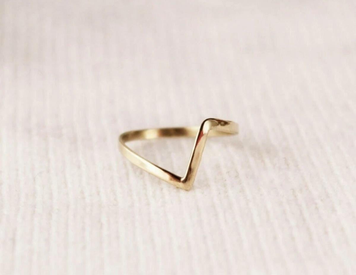 14k Solid Gold Lightning Bolt Zig Zag Handmade Valentines Minimalist Girl Ring. im Angebot 1