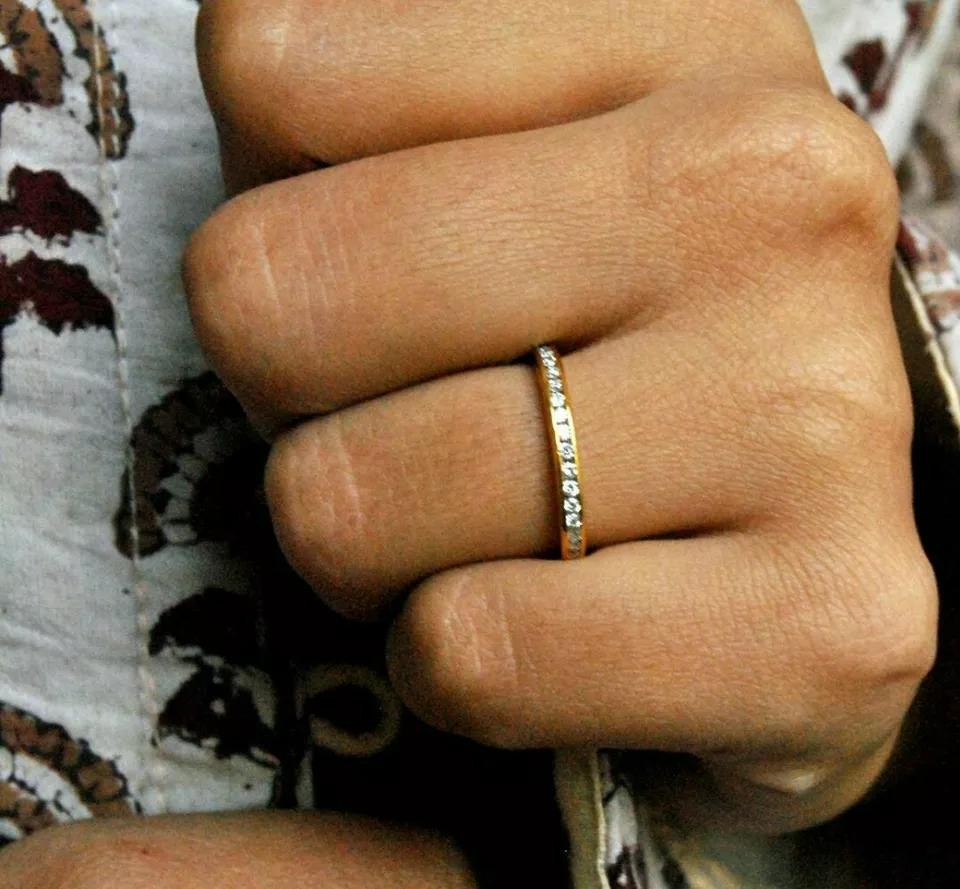 14k Solid Gold Matching Couples Band Diamond Half Eternity Ring Set In New Condition For Sale In Chicago, IL