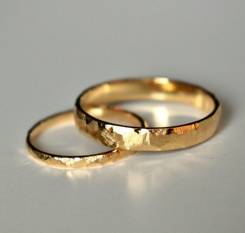 14k Massivgold Passende Paare Ringe Seiner gebürsteten Ehering. im Angebot 3