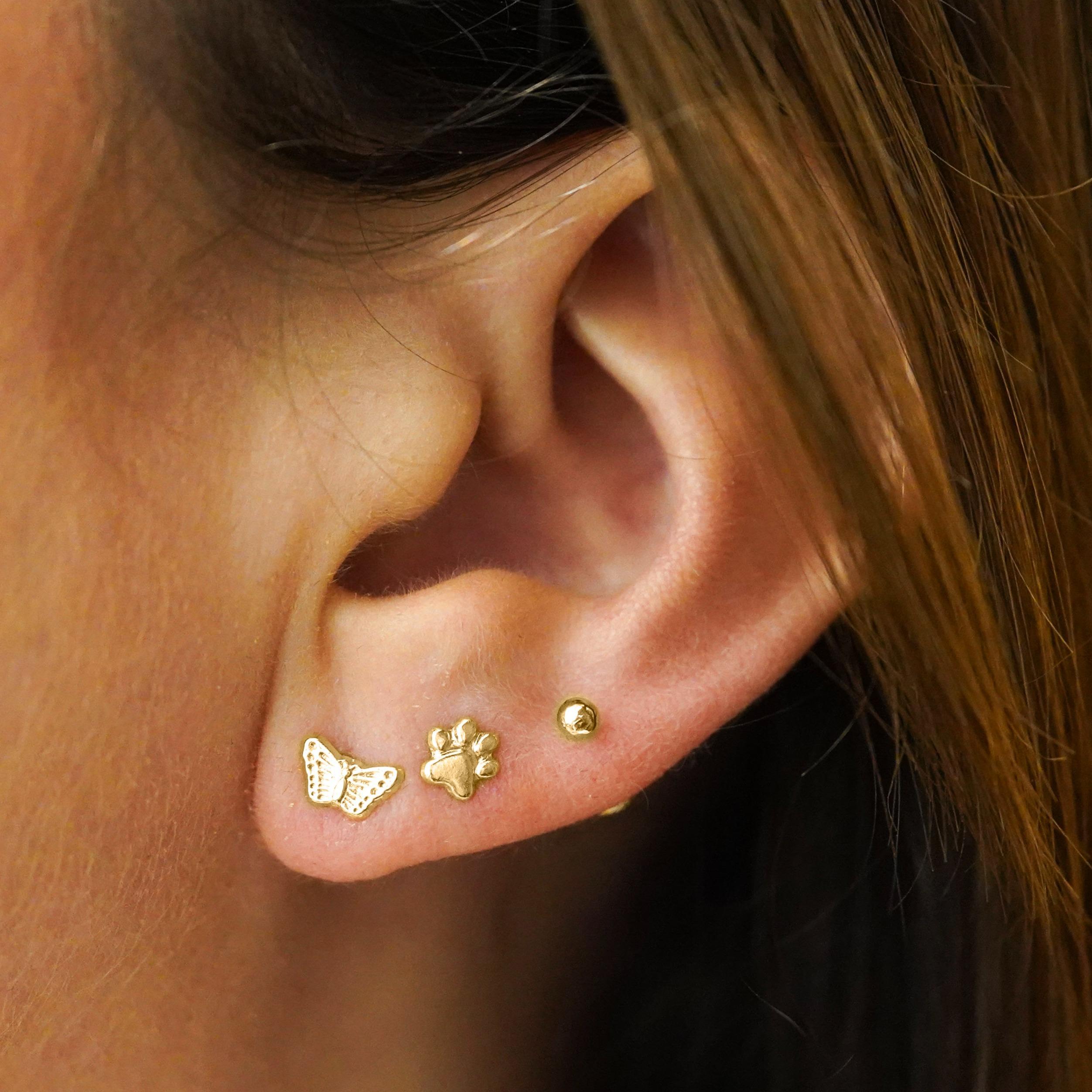 14K Solid Gold Mini Butterfly Stud Earrings on Screw Backs For Sale 5