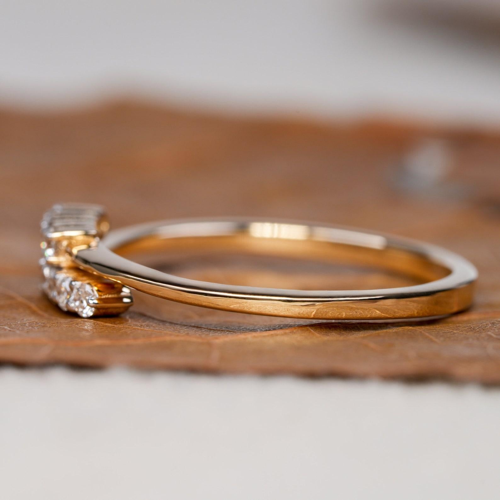 Anello bypass minimalista in oro massiccio 14k Anello con diamante naturale Anello con bracciale a spirale Regalo in vendita 2